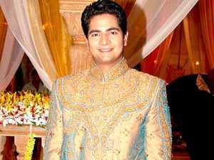 Karan Mehra as Naitak/ munna, Indian Actor, Age (40 years)